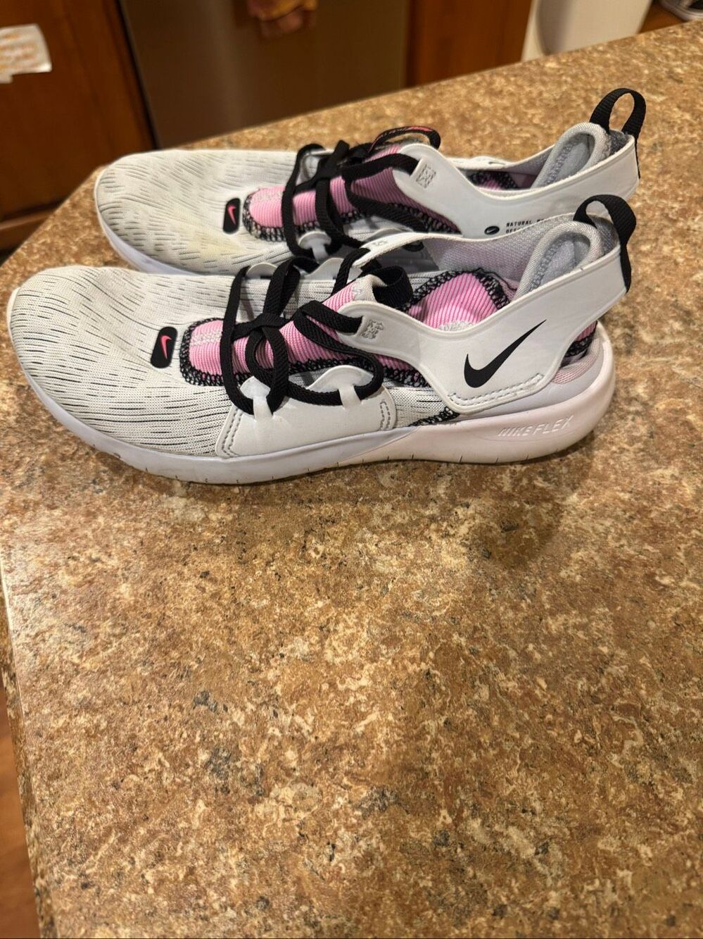 Nike Flex Contact 3 Women’s Size 7 No-Tie Running Athletic Sneakers